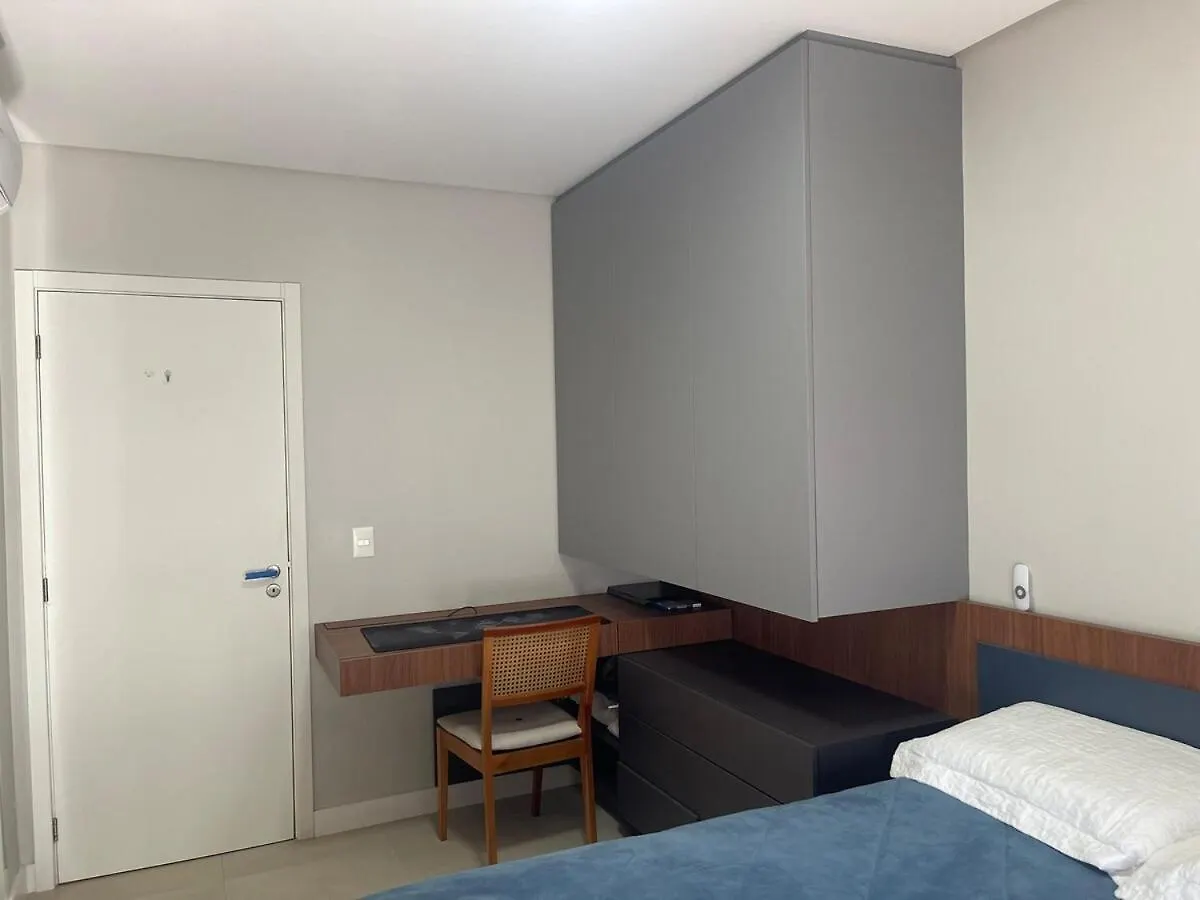 Apartamento Confortavel E Luxuoso Com Piscina Panoramica Florianopolis 0*,  Brazil